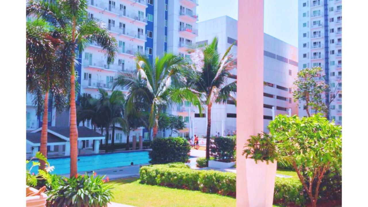 Grass Residences Rendezvous Sm North Edsa Qc Manila Esterno foto