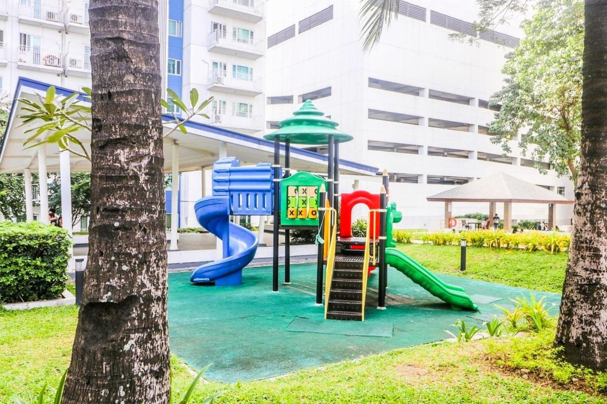 Grass Residences Rendezvous Sm North Edsa Qc Manila Esterno foto