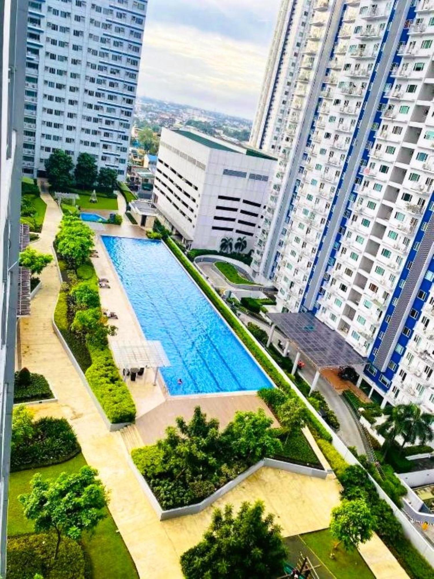 Grass Residences Rendezvous Sm North Edsa Qc Manila Esterno foto