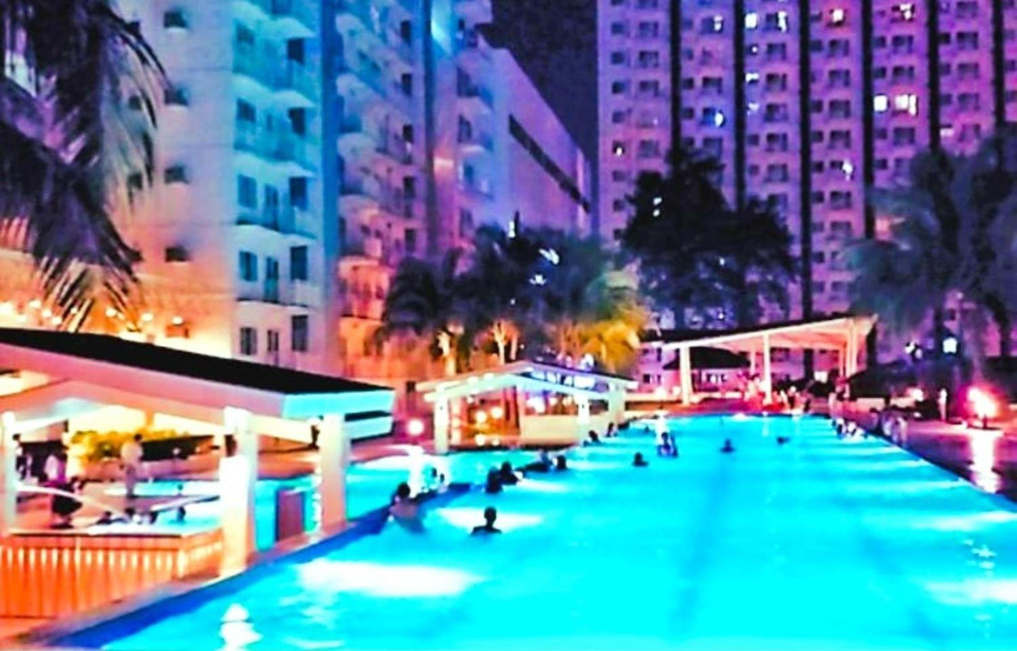 Grass Residences Rendezvous Sm North Edsa Qc Manila Esterno foto
