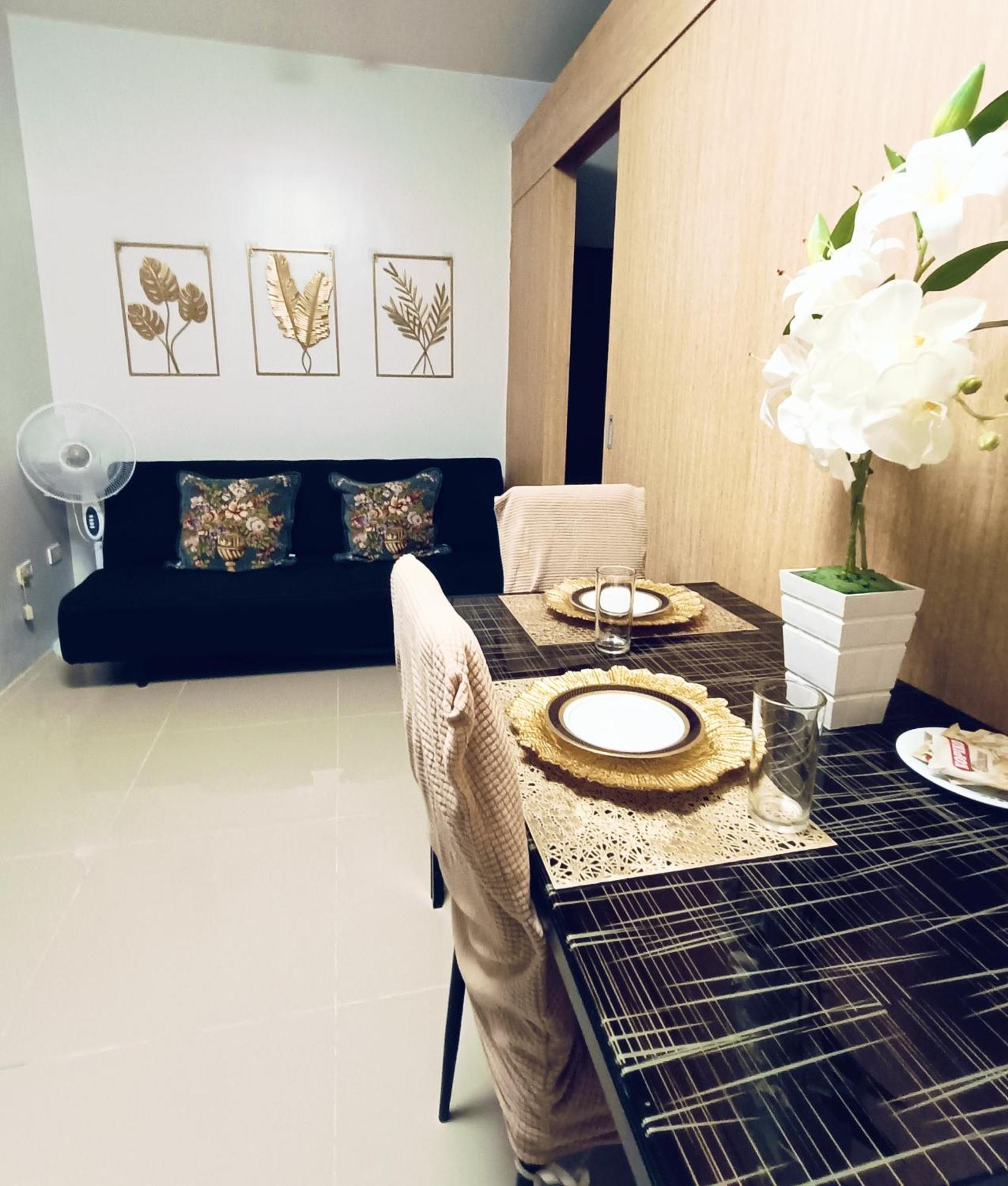 Grass Residences Rendezvous Sm North Edsa Qc Manila Esterno foto